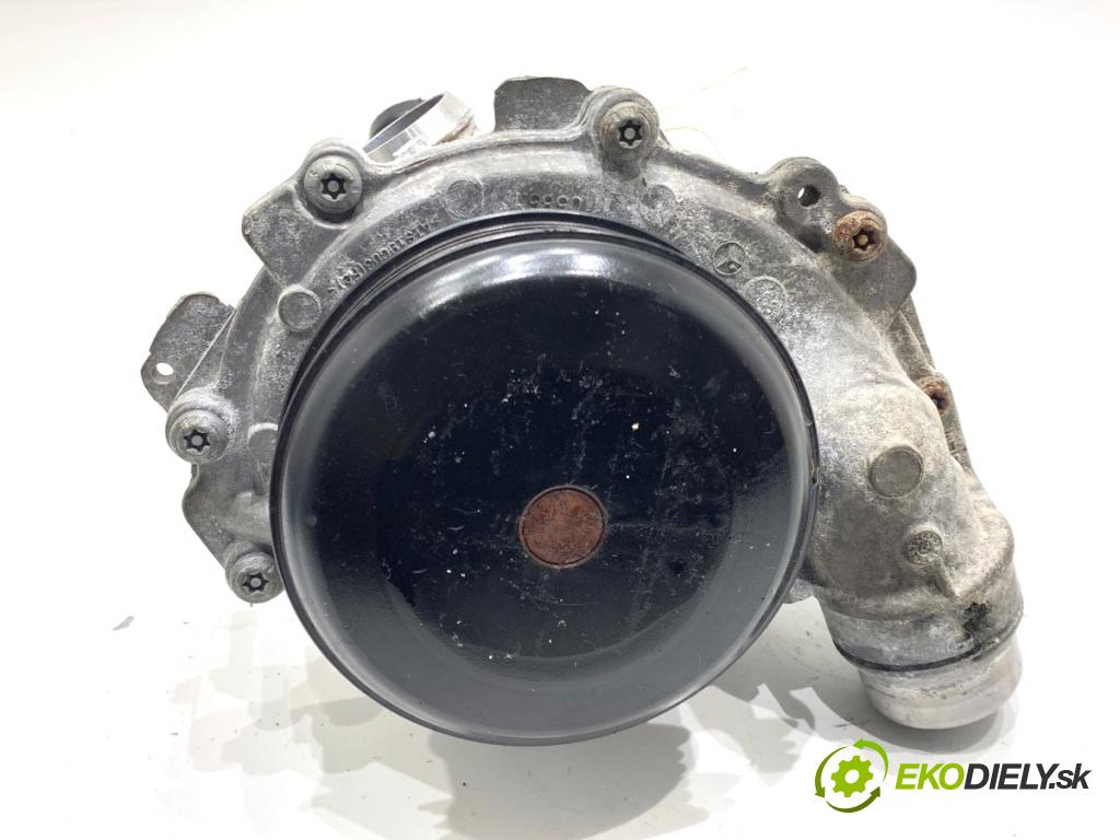 MERCEDES-BENZ KLASA GLA SUV 2017 100 kW GLA 200 CDI 4-matic (156.902) 2143 Pumpa vody A6512004300 (Vodná pumpa)