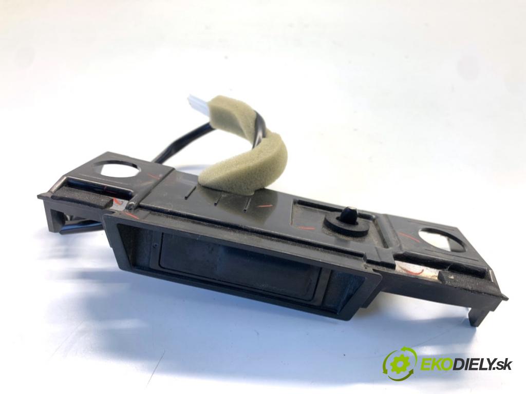 NISSAN MICRA K14 liftback 2020 74 kW 1.0 IG-T 100 999 Kľučka dverí zad 