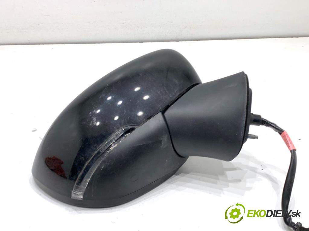 NISSAN MICRA K14 liftback 2020 74 kW 1.0 IG-T 100 999 Spätné zrkadlo pravy