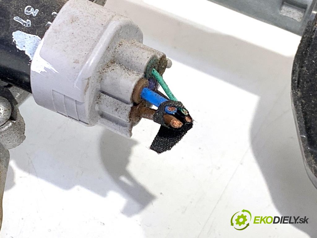 NISSAN MICRA K14 liftback 2020 74 kW 1.0 IG-T 100 999 Mechanizmus stieračov predný 28800-5FA0B (Motorček stieračov predný)