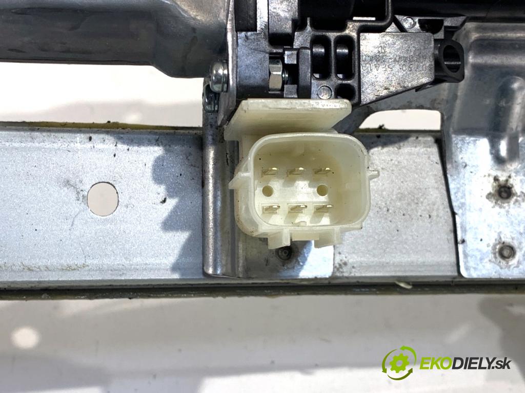 NISSAN MICRA K14 liftback 2020 74 kW 1.0 IG-T 100 999 Mechanizmus okna ľavy predný 062040-3840