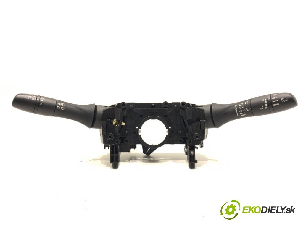 NISSAN MICRA K14 liftback 2020 74 kW 1.0 IG-T 100 999 přepínač kombinovaný 5FB1A (Páčky pod volantem)