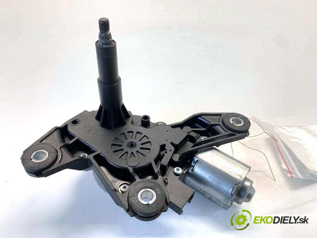 NISSAN MICRA K14 liftback 2020 74 kW 1.0 IG-T 100 999 Motor stieračov zad 287109757R