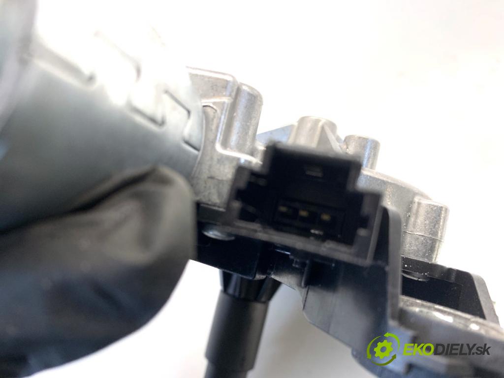 NISSAN MICRA K14 liftback 2020 74 kW 1.0 IG-T 100 999 Motor stieračov zad 287109757R