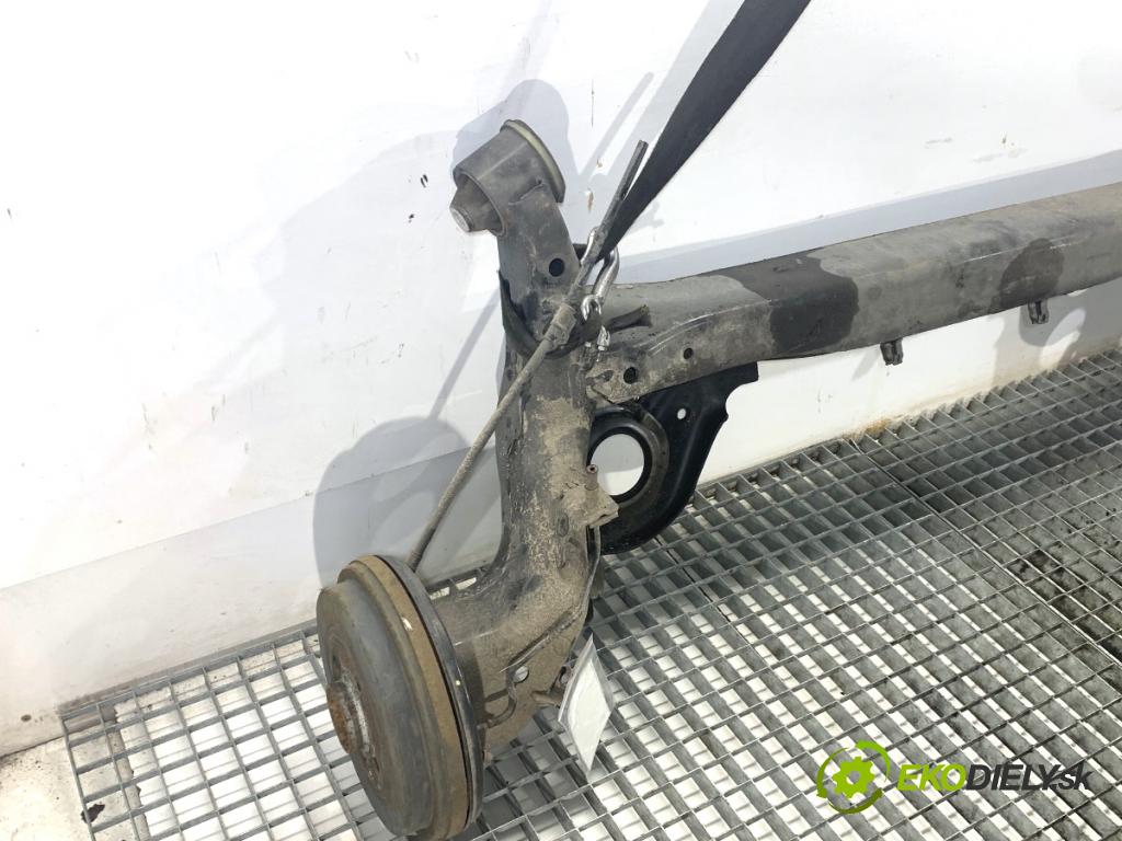NISSAN MICRA K14 liftback 2020 74 kW 1.0 IG-T 100 999 Výstuha zad