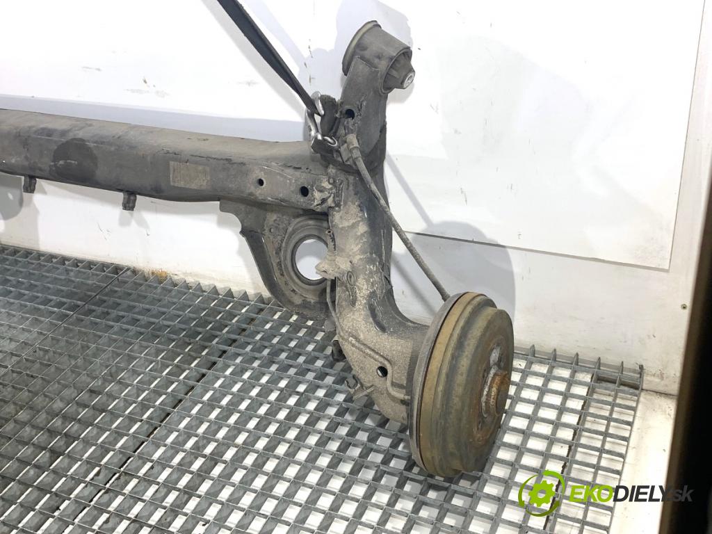 NISSAN MICRA K14 liftback 2020 74 kW 1.0 IG-T 100 999 Výstuha zad
