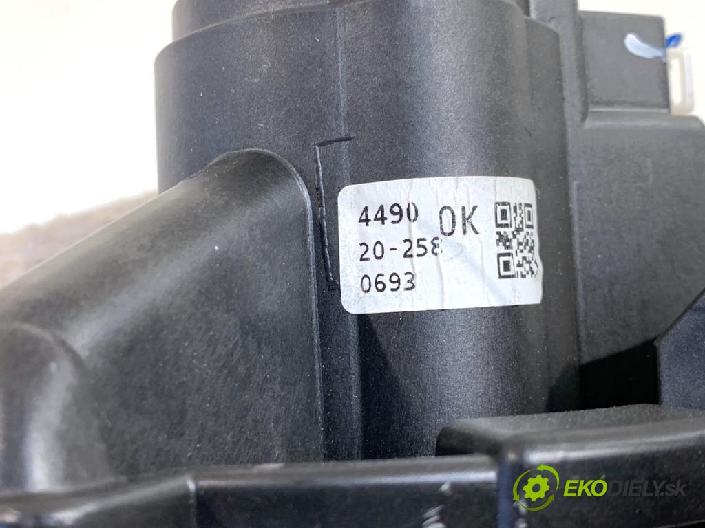 NISSAN MICRA K14 liftback 2020 74 kW 1.0 IG-T 100 999 ventilátor kúrenia MR116243-5590