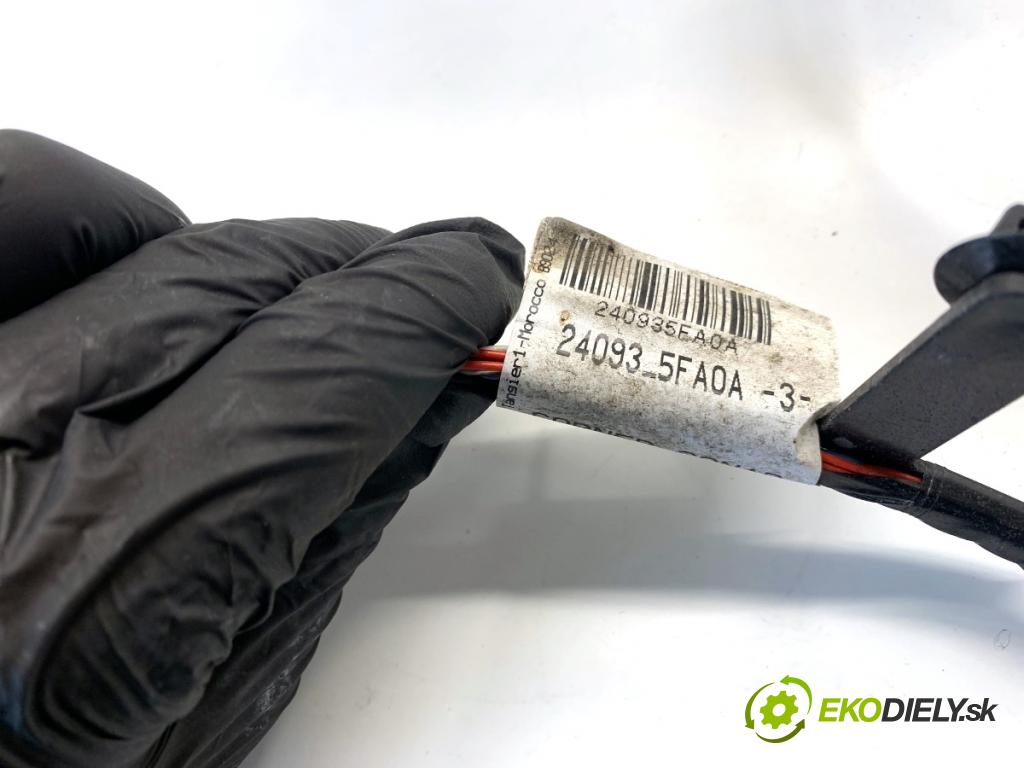 NISSAN MICRA K14 liftback 2020 74 kW 1.0 IG-T 100 999 Káblovačka PDC zad