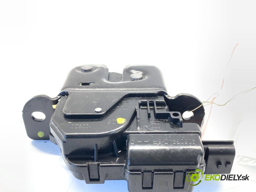 NISSAN MICRA K14 liftback 2020 74 kW 1.0 IG-T 100 999 zámok dverí zad 905039428R