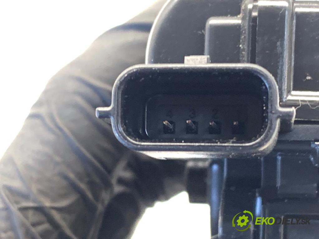 NISSAN MICRA K14 liftback 2020 74 kW 1.0 IG-T 100 999 zámok dverí zad 905039428R