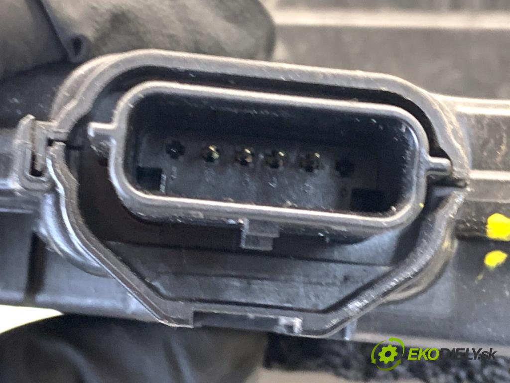 NISSAN MICRA K14 liftback 2020 74 kW 1.0 IG-T 100 999 zámok Dvere ľavy predný 805015FA1A