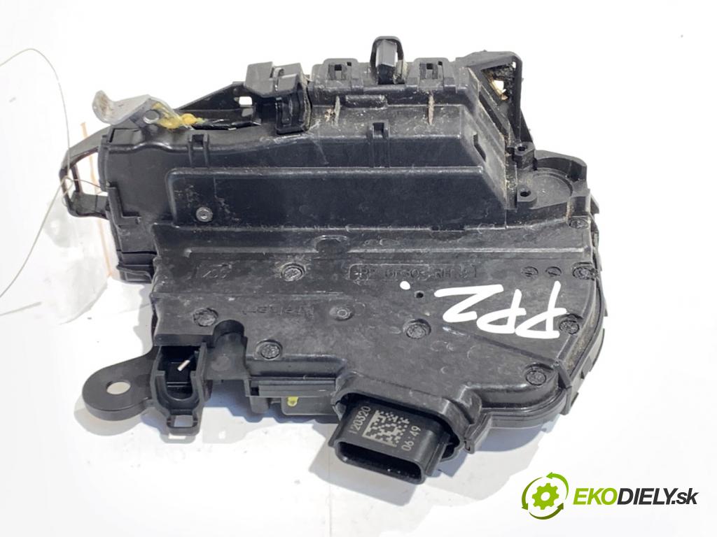 NISSAN MICRA K14 liftback 2020 74 kW 1.0 IG-T 100 999 zámok Dvere pravy predný 805005FA0A