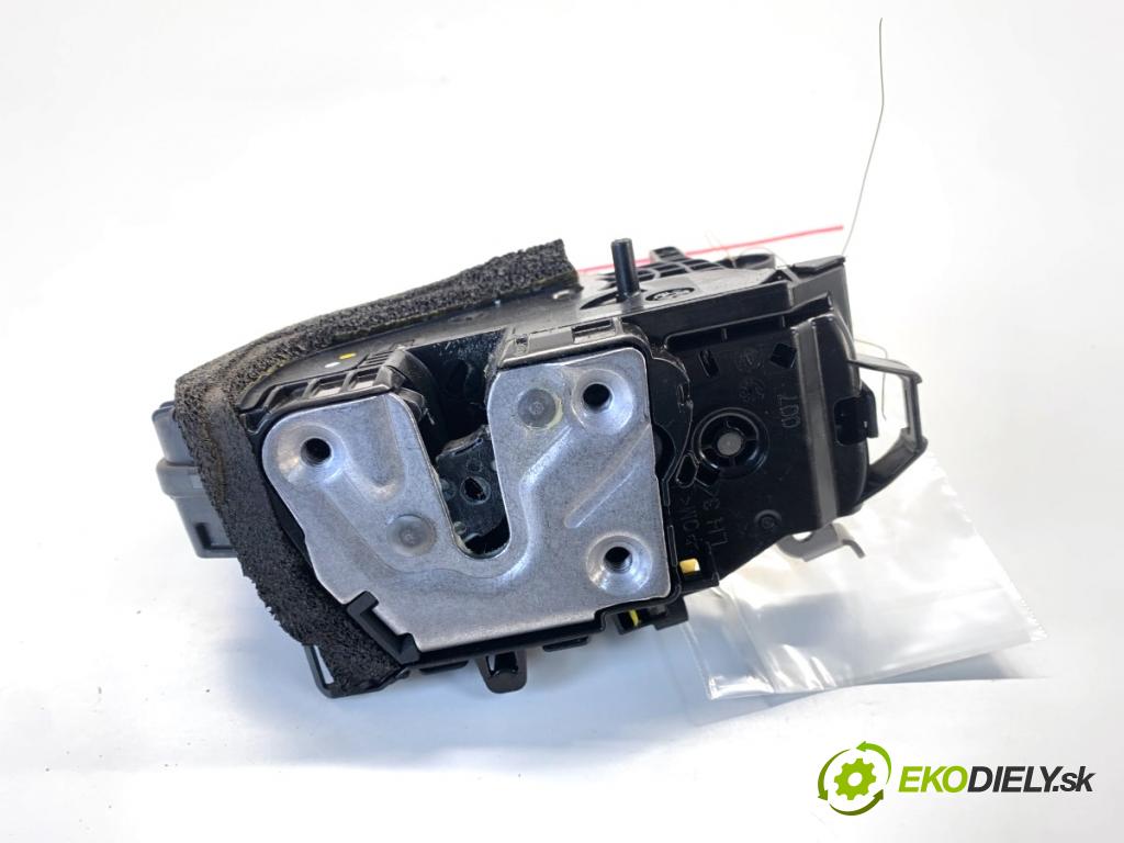 NISSAN MICRA K14 liftback 2020 74 kW 1.0 IG-T 100 999 zámok Dvere ľavy zad 825015FA0A