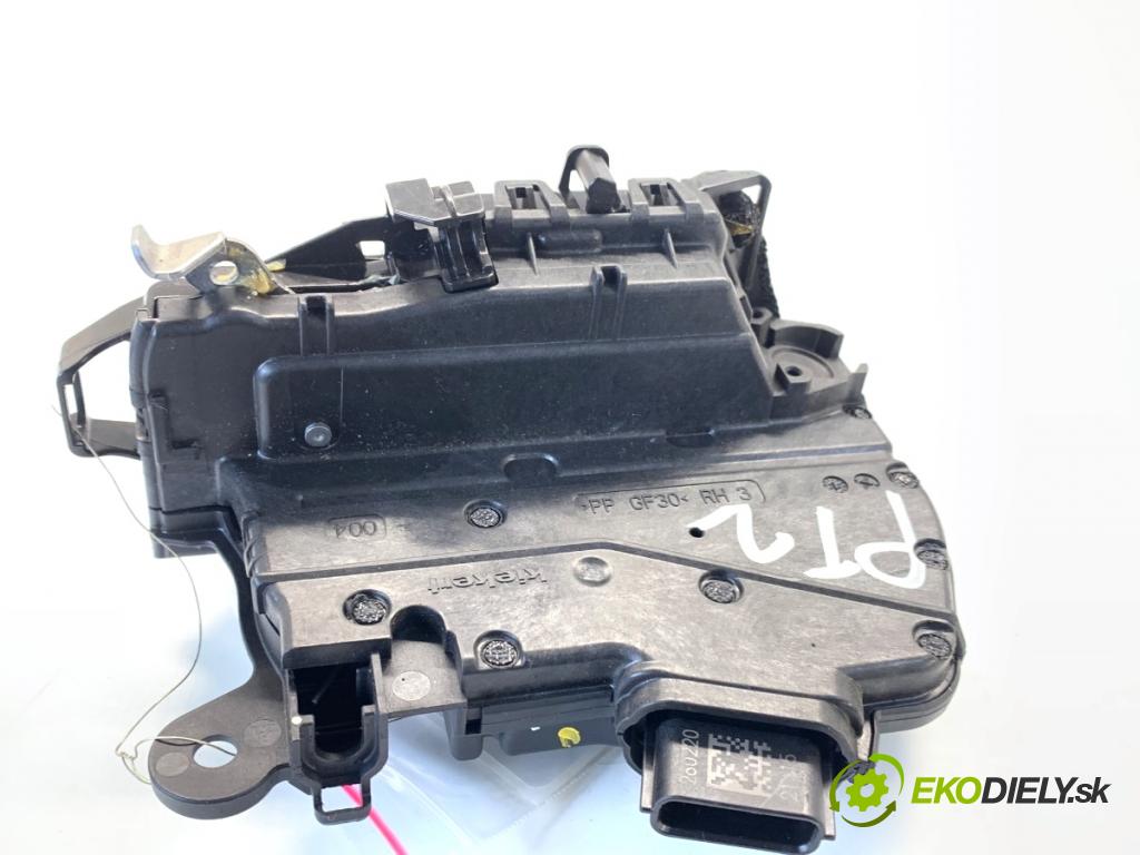 NISSAN MICRA K14 liftback 2020 74 kW 1.0 IG-T 100 999 zámok Dvere pravy zad 825005FA0A