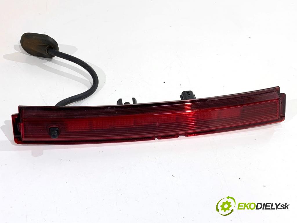 NISSAN MICRA K14 liftback 2020 74 kW 1.0 IG-T 100 999 Svetlo brzdových svetiel 265902759R