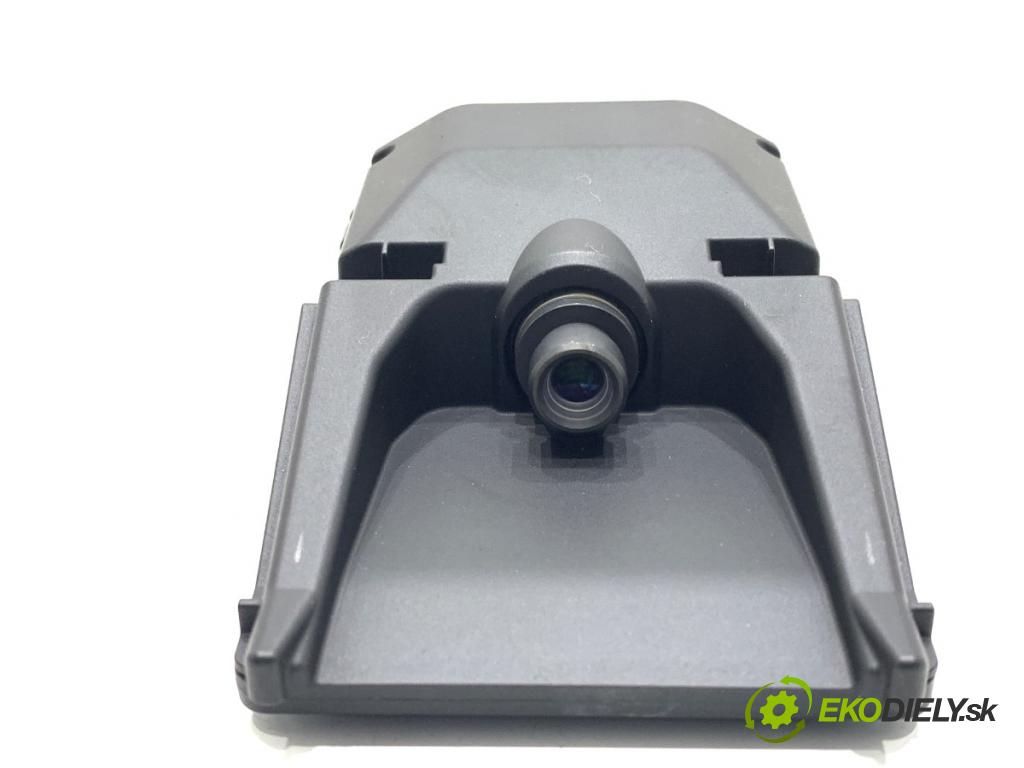 NISSAN MICRA K14 liftback 2020 74 kW 1.0 IG-T 100 999 KAMERA predný 284G3-5FA1A