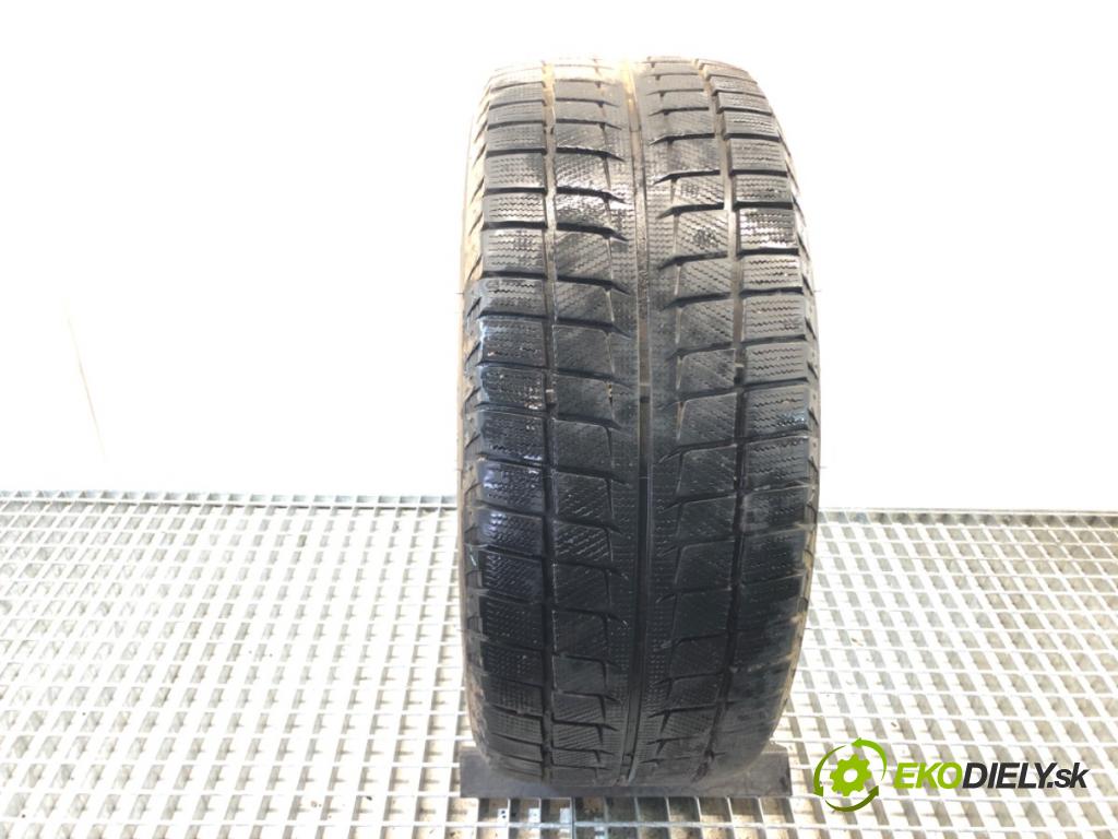 --- ---      PNEUMATIKA: zima 1X 275/45 20