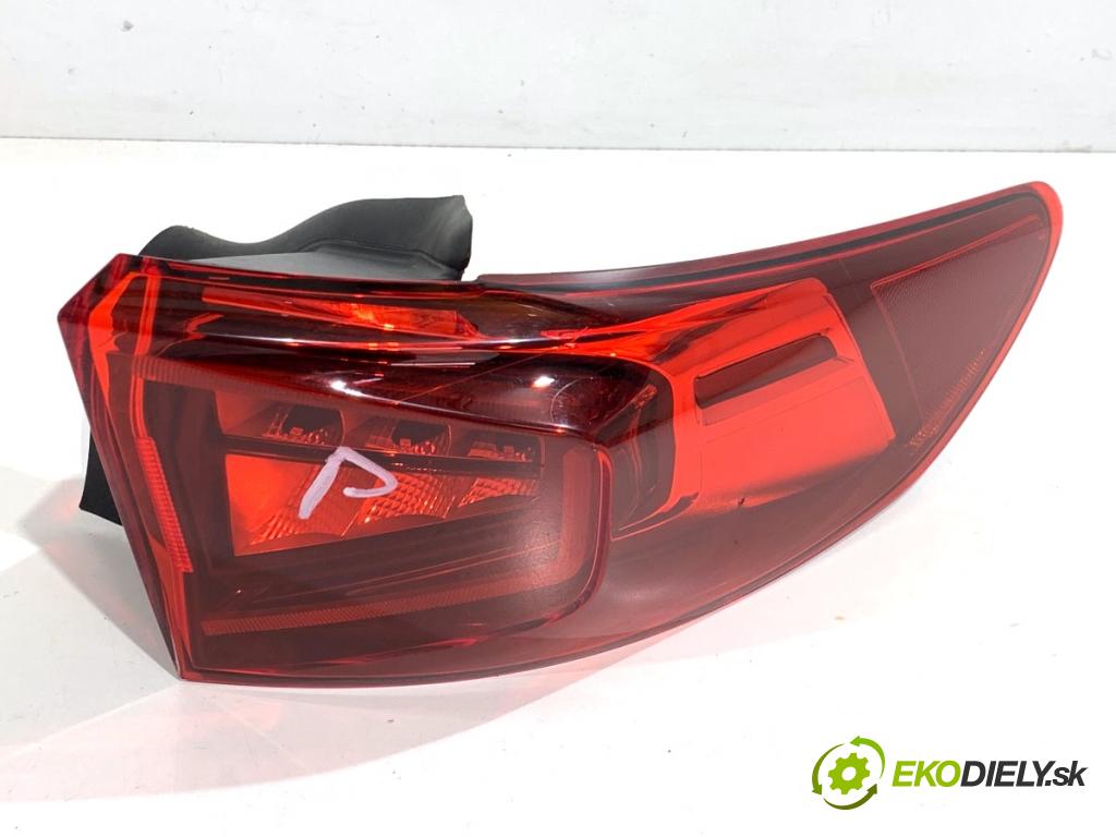 CUPRA FORMENTOR SUV 2023 228 kW 2.0 TSI 4Drive 1984 Svetlo pravy zad 5FF945208C