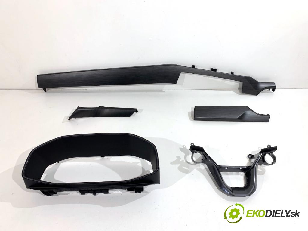 CUPRA FORMENTOR SUV 2023 228 kW 2.0 TSI 4Drive 1984 lišty kryt 5FB858452C 5FA857053 (Lišta)