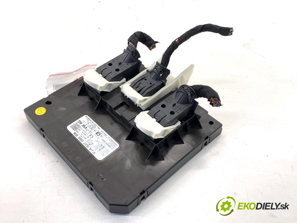 CUPRA FORMENTOR SUV 2023 228 kW 2.0 TSI 4Drive 1984 Modul komfortu 5WA937086BN (Modul komfortu)