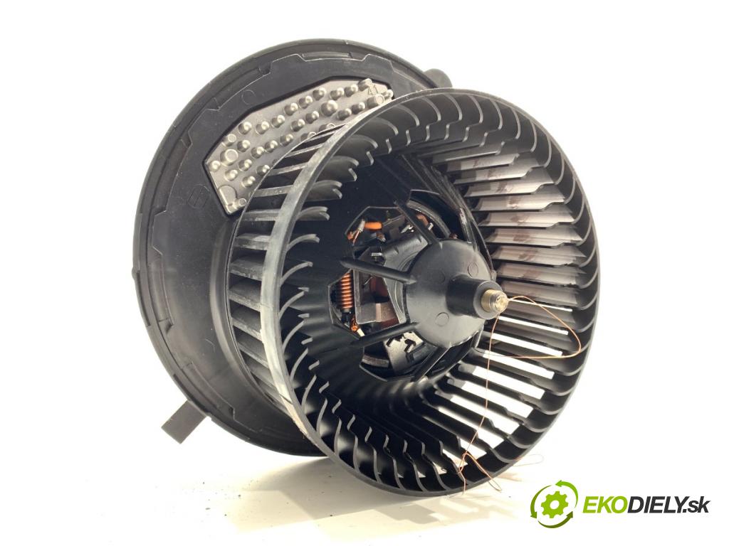 CUPRA FORMENTOR SUV 2023 228 kW 2.0 TSI 4Drive 1984 ventilátor kúrenia 3Q1819021E