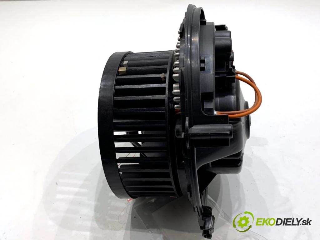 CUPRA FORMENTOR SUV 2023 228 kW 2.0 TSI 4Drive 1984 ventilátor kúrenia 3Q1819021E