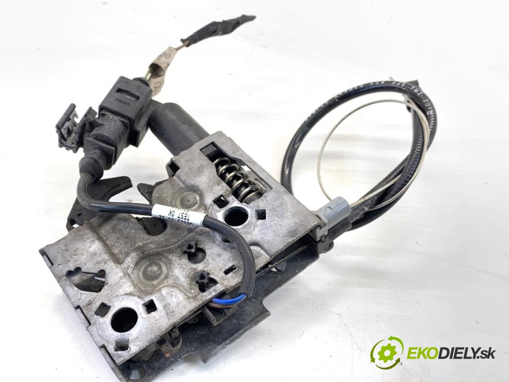 CUPRA FORMENTOR SUV 2023 228 kW 2.0 TSI 4Drive 1984 zámok kapoty predný pravy 5FF823509A