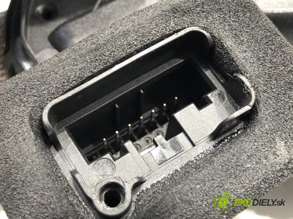 CUPRA FORMENTOR SUV 2023 228 kW 2.0 TSI 4Drive 1984 zámok Dvere pravy predný 5TB837016D