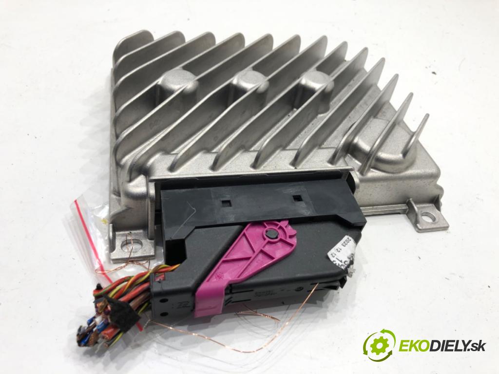 CUPRA FORMENTOR SUV 2023 228 kW 2.0 TSI 4Drive 1984 Zosilňovač 5H0035456A (Zosilňovač)