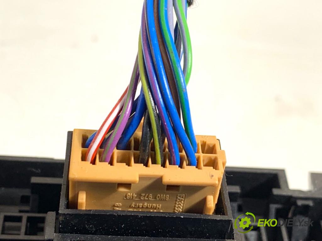 CUPRA FORMENTOR SUV 2023 228 kW 2.0 TSI 4Drive 1984 Kulisa brzdy ručnej brzdy 5FA927225