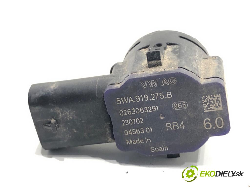 CUPRA FORMENTOR SUV 2023 228 kW 2.0 TSI 4Drive 1984 snímač PDC 5WA919275B