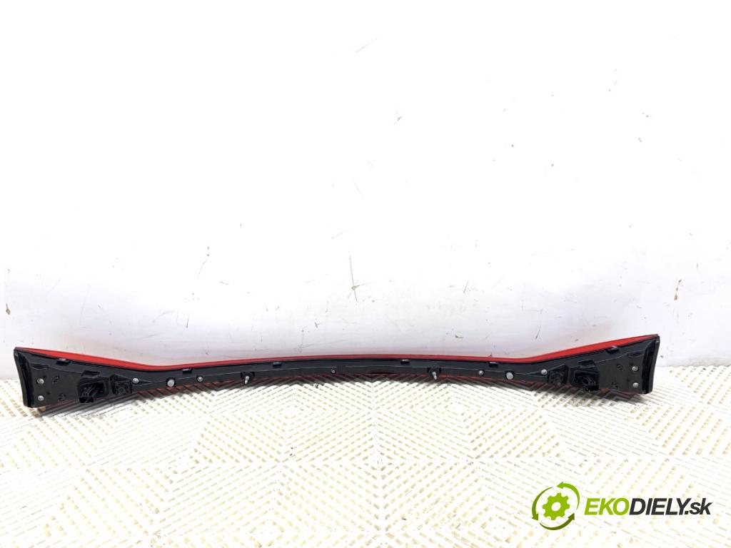 CUPRA FORMENTOR SUV 2023 228 kW 2.0 TSI 4Drive 1984 Svetlo Zadné čelo dverí zad 5FF945307H