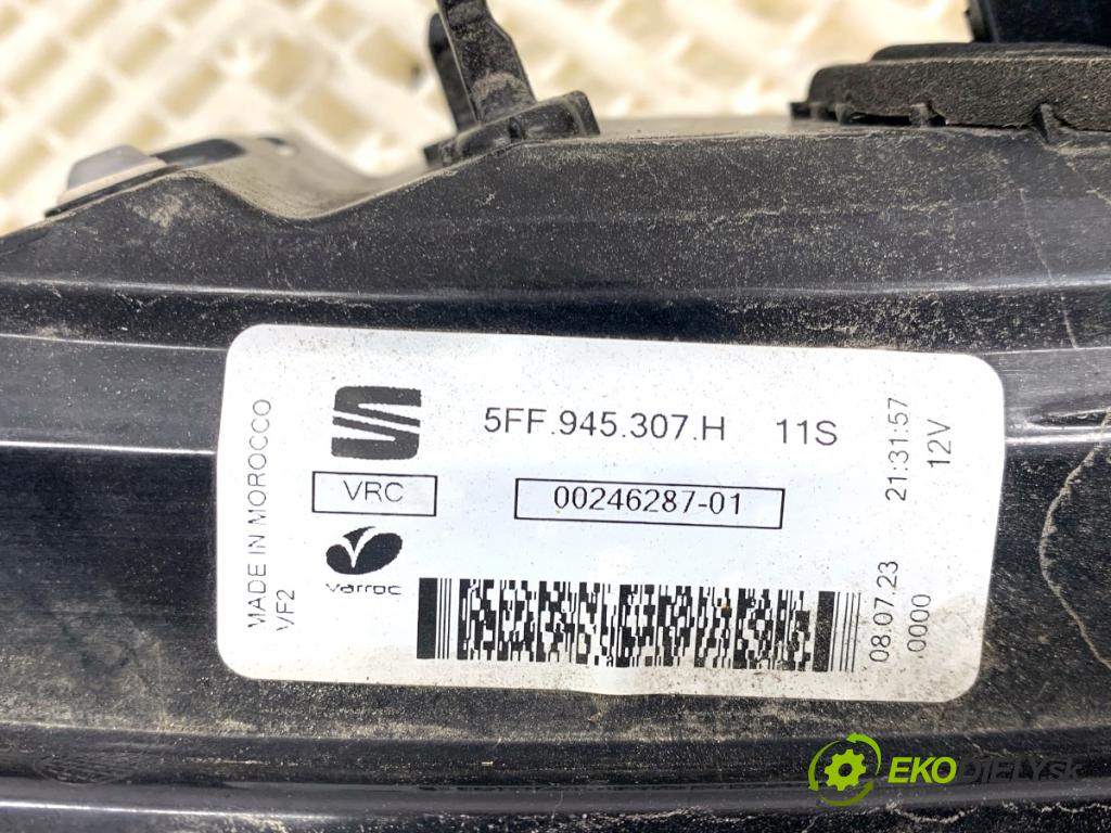 CUPRA FORMENTOR SUV 2023 228 kW 2.0 TSI 4Drive 1984 Svetlo Zadné čelo dverí zad 5FF945307H