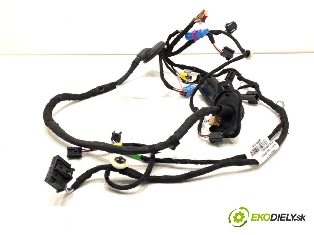 CUPRA FORMENTOR SUV 2023 228 kW 2.0 TSI 4Drive 1984 káblovačka dveře přední část pravý 5FB971121M