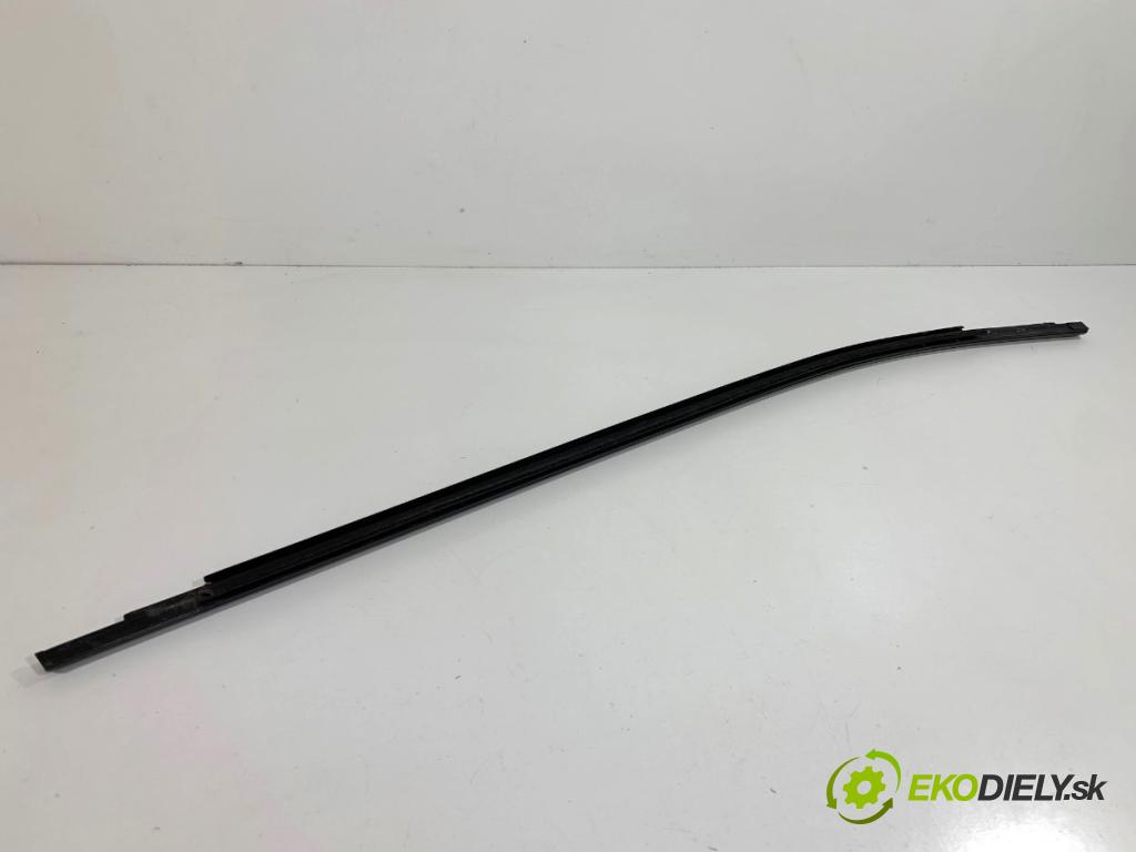 CUPRA FORMENTOR SUV 2023 228 kW 2.0 TSI 4Drive 1984 Lišta Sbírání: zad ľavy 5FF839475