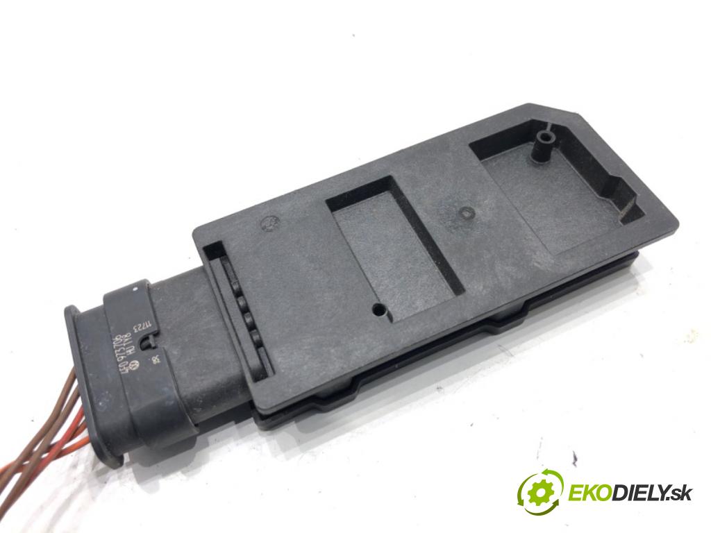 CUPRA FORMENTOR SUV 2023 228 kW 2.0 TSI 4Drive 1984 zesilovač Antenní: 5WA962133F (Zesilovač)