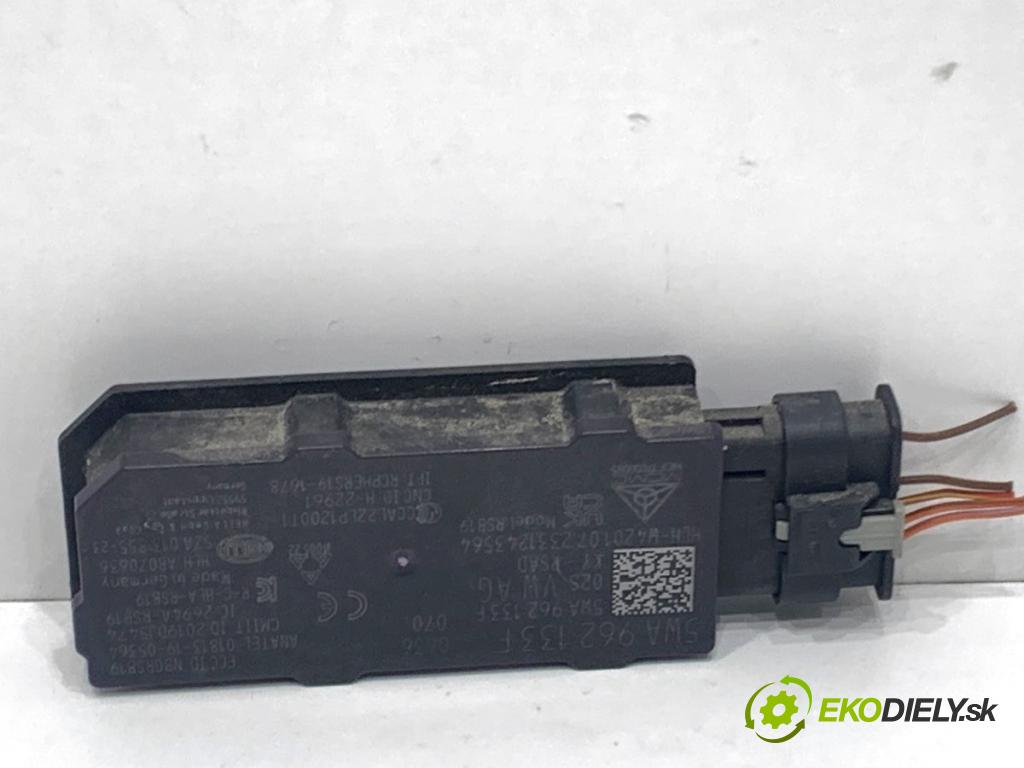 CUPRA FORMENTOR SUV 2023 228 kW 2.0 TSI 4Drive 1984 zesilovač Antenní: 5WA962133F (Zesilovač)