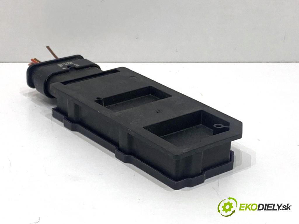 CUPRA FORMENTOR SUV 2023 228 kW 2.0 TSI 4Drive 1984 zesilovač Antenní: 5WA962133F (Zesilovač)