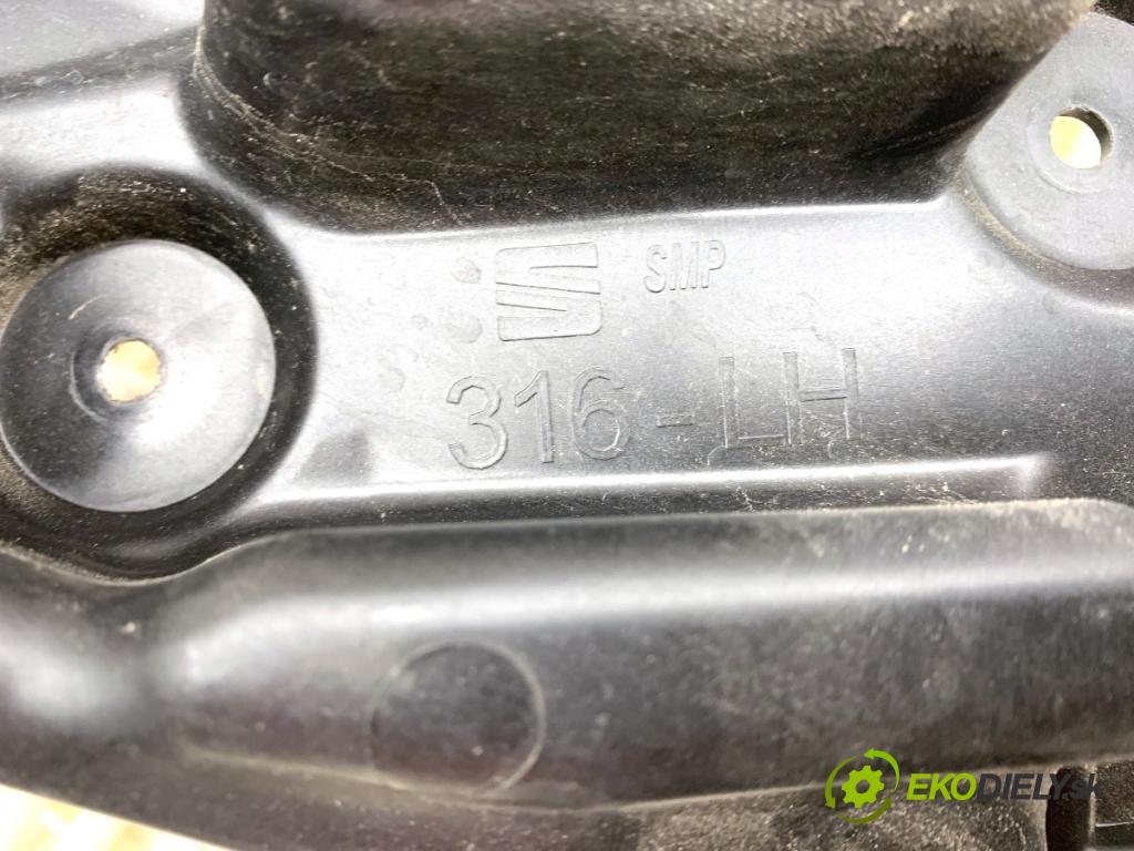 CUPRA FORMENTOR SUV 2023 228 kW 2.0 TSI 4Drive 1984 Úchyt nárazníka ľavy zad 5FF807393