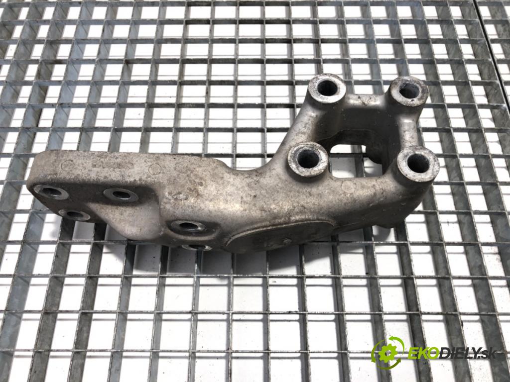 RENAULT TRUCKS T Platforma / podwozie 2020 338 kW T460 338 kW [460 KM] olej napędowy 2013 - 2022 10837 držiak kabína ľavy 22383055