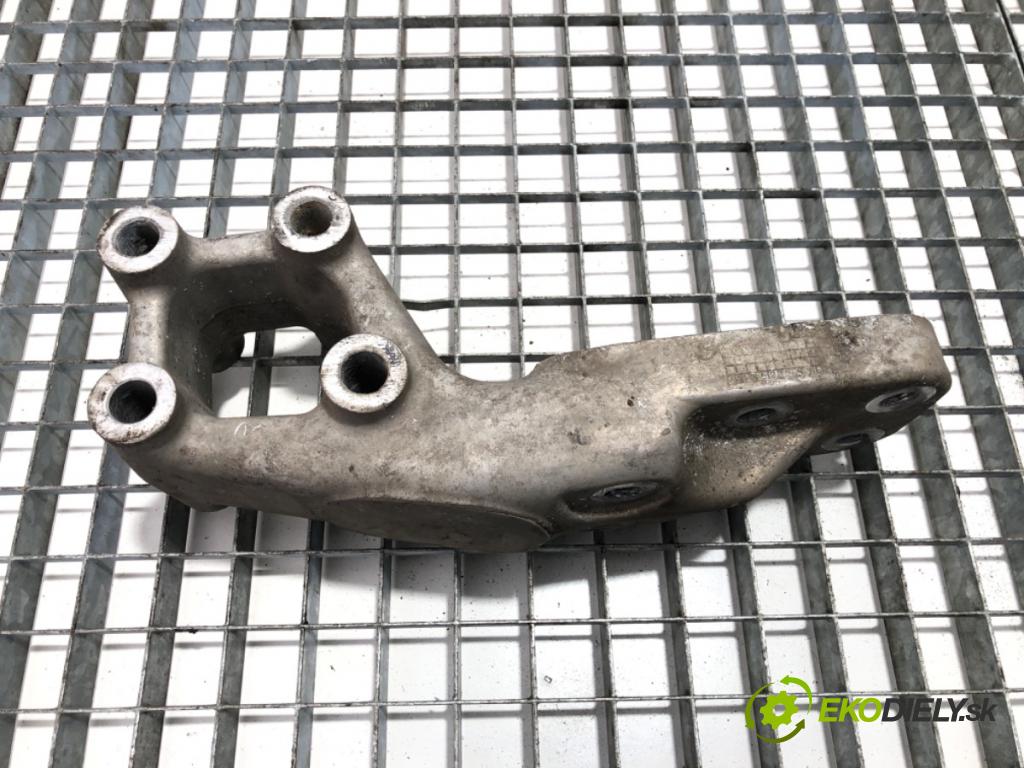 RENAULT TRUCKS T Platforma / podwozie 2020 338 kW T460 338 kW [460 KM] olej napędowy 2013 - 2022 10837 držiak kabína pravy 22383055