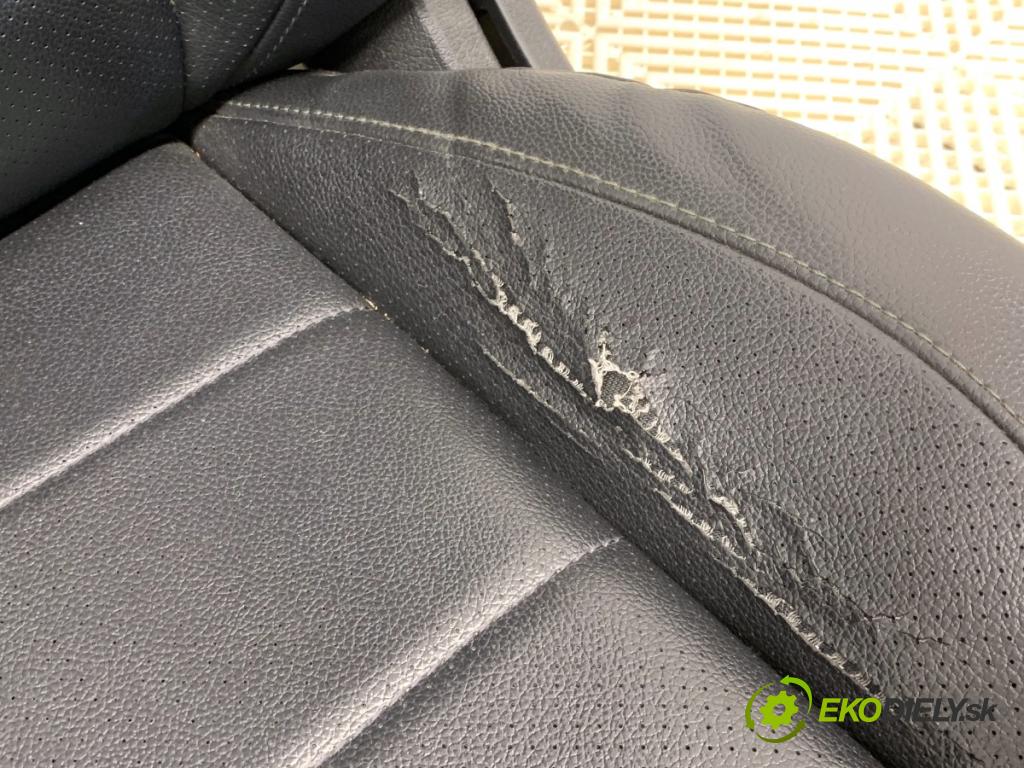 MERCEDES-BENZ GLE SUV 2020 180 kW GLE 300 d 4-matic (167.119) 1950 Sedadlá, sedačky Sedadlo bočné