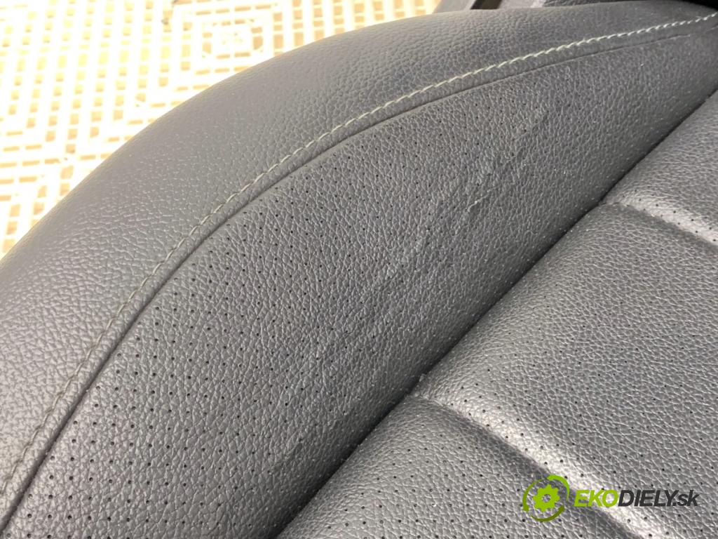 MERCEDES-BENZ GLE SUV 2020 180 kW GLE 300 d 4-matic (167.119) 1950 Sedadlá, sedačky Sedadlo bočné