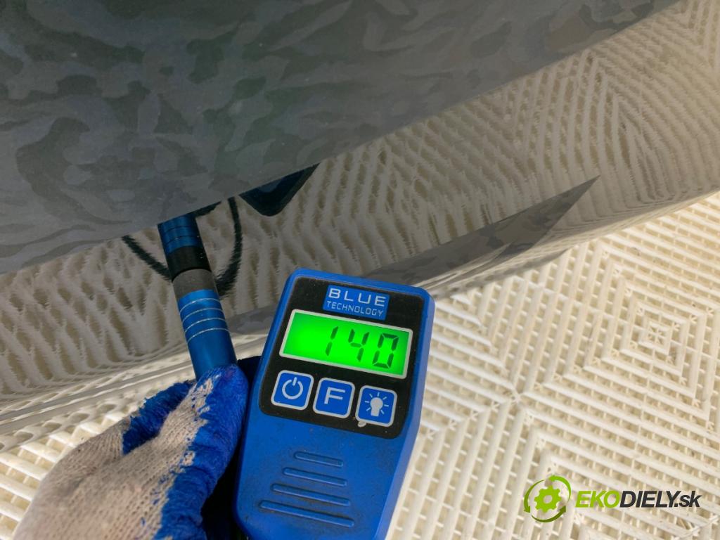 MERCEDES-BENZ GLE SUV 2020 180 kW GLE 300 d 4-matic (167.119) 1950 dveře pravý zadní část