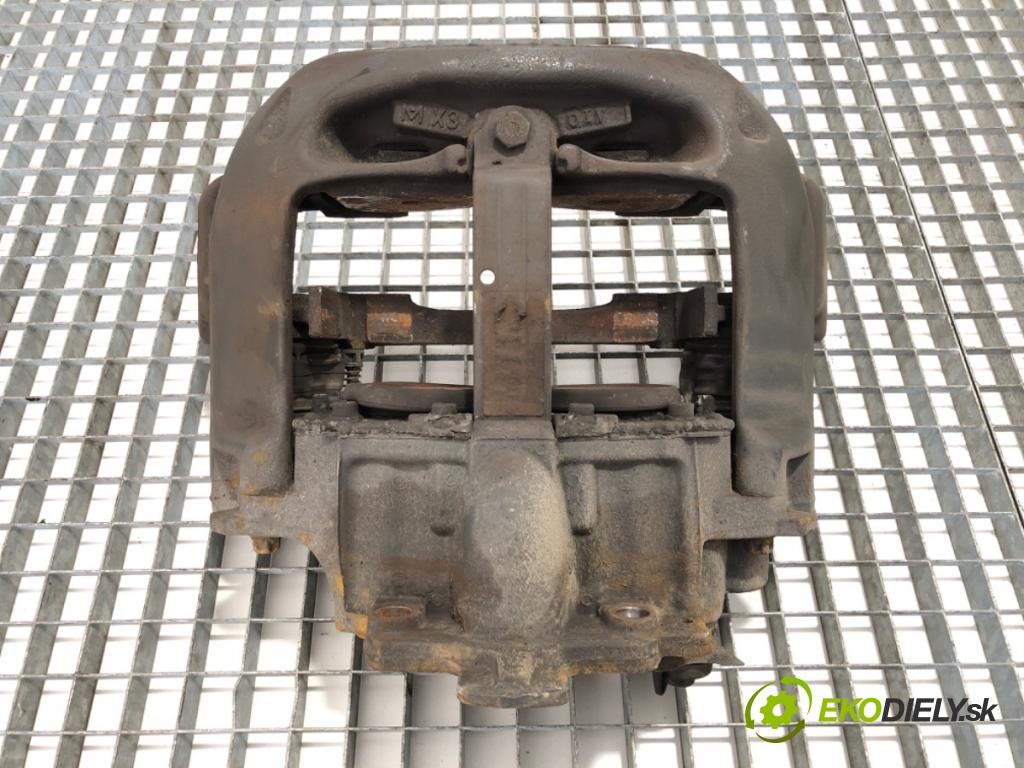 RENAULT TRUCKS T Platforma / podwozie 2020 338 kW T460 338 kW [460 KM] olej napędowy 2013 - 2022 10837 Brzdič strmeň pravy zad OSI: 68327183M