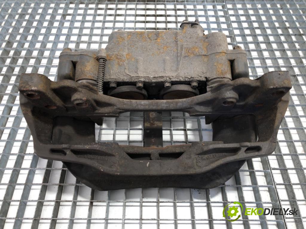 RENAULT TRUCKS T Platforma / podwozie 2020 338 kW T460 338 kW [460 KM] olej napędowy 2013 - 2022 10837 Brzdič strmeň pravy zad OSI: 68327183M