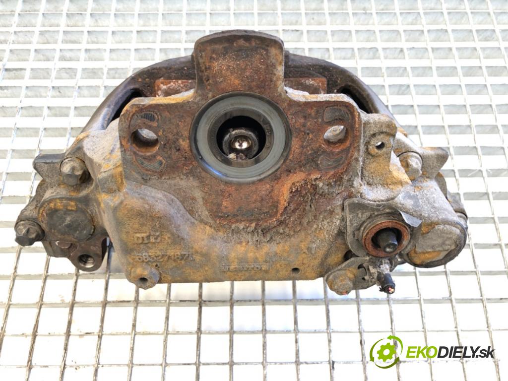 RENAULT TRUCKS T Platforma / podwozie 2020 338 kW T460 338 kW [460 KM] olej napędowy 2013 - 2022 10837 Brzdič strmeň pravy zad 68327187L