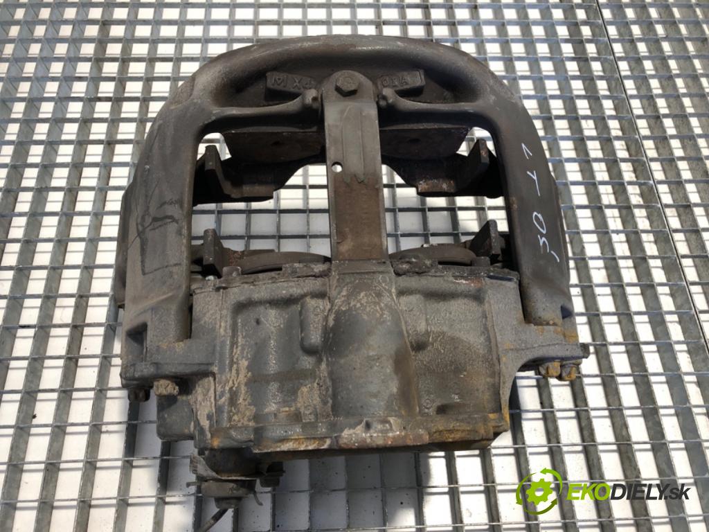 RENAULT TRUCKS T Platforma / podwozie 2020 338 kW T460 338 kW [460 KM] olej napędowy 2013 - 2022 10837 Brzdič strmeň ľavy zad OSI: 68327182M