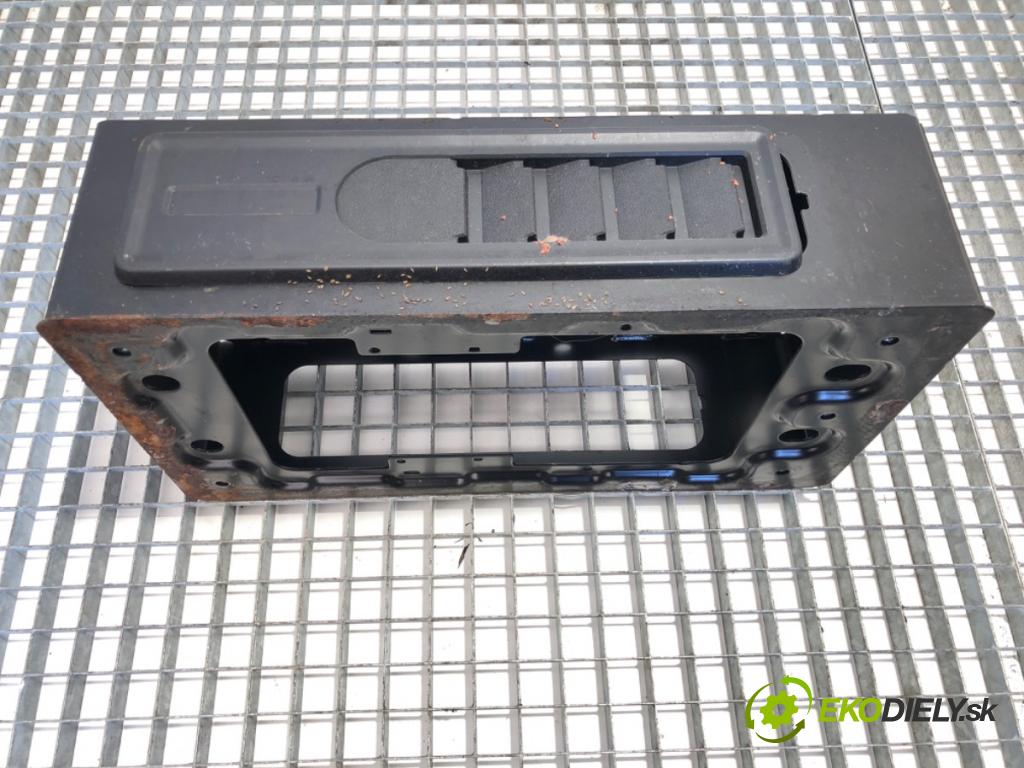 RENAULT TRUCKS T Platforma / podwozie 2020 338 kW T460 338 kW [460 KM] olej napędowy 2013 - 2022 10837 obal sedačky ŽE JO: 7423676044