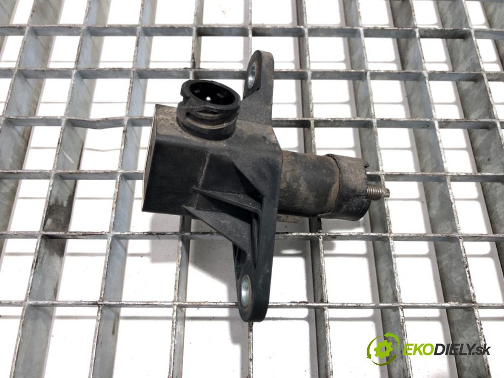 RENAULT TRUCKS T Platforma / podwozie 2020 338 kW T460 338 kW [460 KM] olej napędowy 2013 - 2022 10837 Snímač hladiny nápravy 22194741